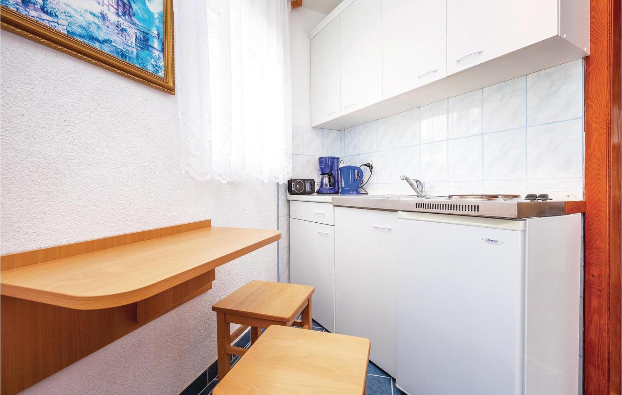 Stunning Apartment In Crikvenica With Wifi Εξωτερικό φωτογραφία