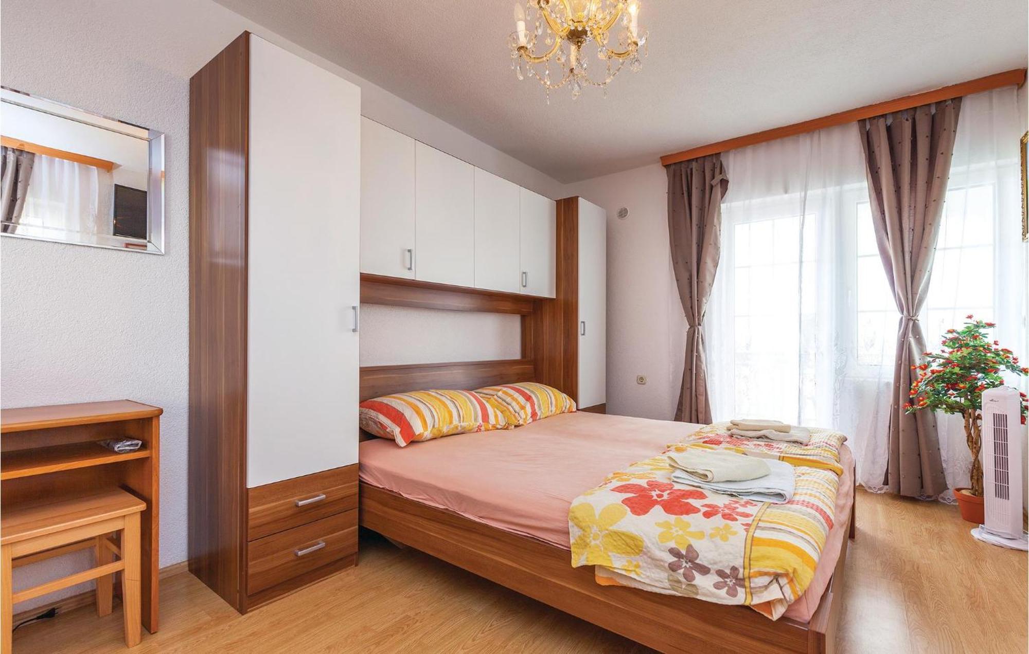 Stunning Apartment In Crikvenica With Wifi Εξωτερικό φωτογραφία