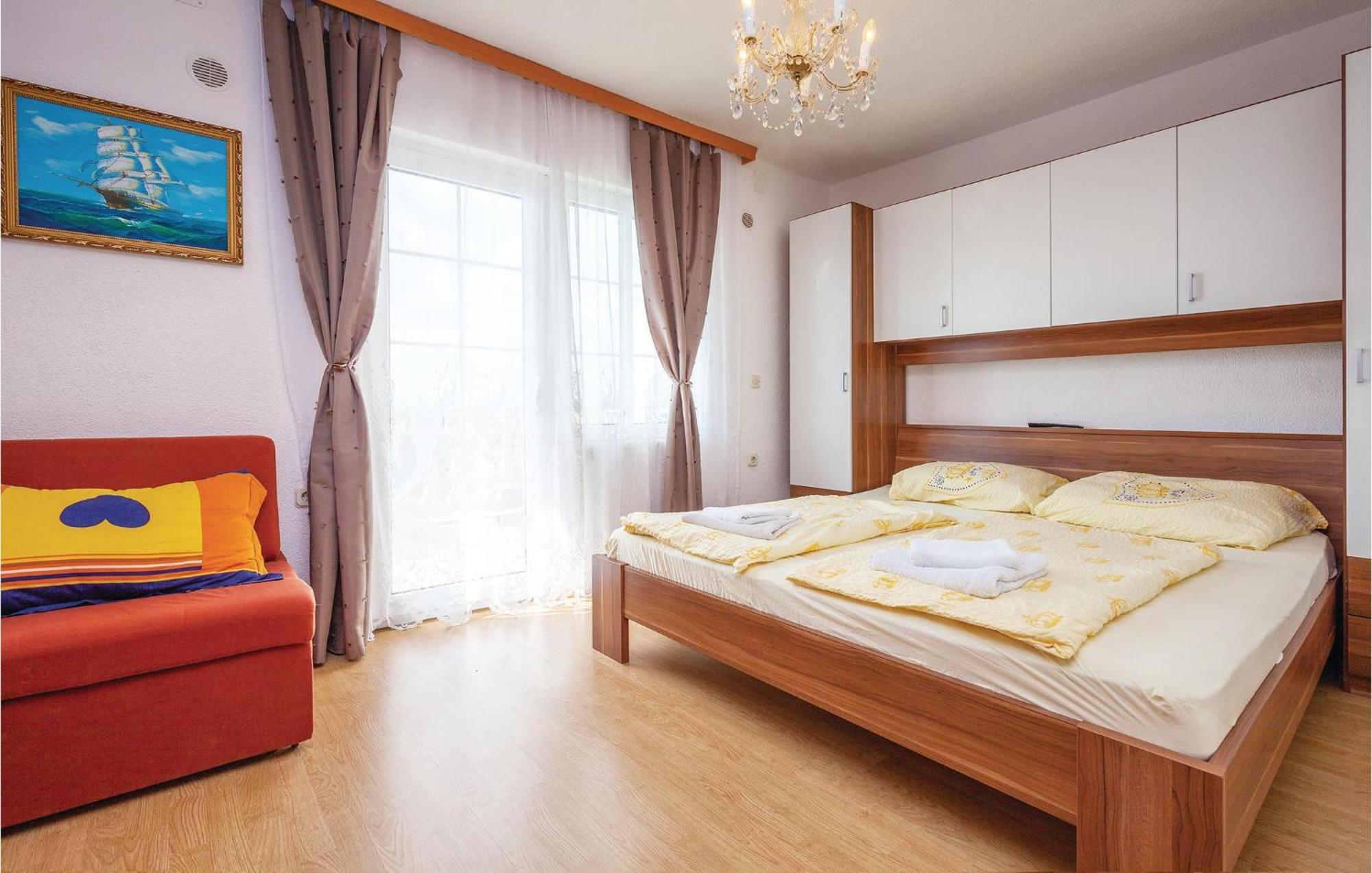 Stunning Apartment In Crikvenica With Wifi Εξωτερικό φωτογραφία